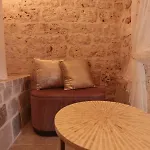 Antika & بيت للعطل كاستيلانا غروتي