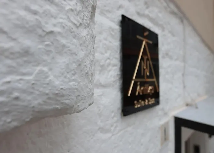 Hébergement de vacances Antika & *