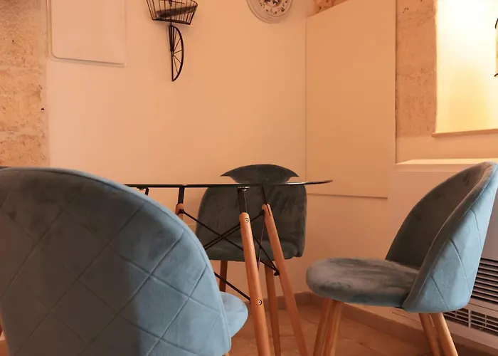 Antika & Hébergement de vacances *